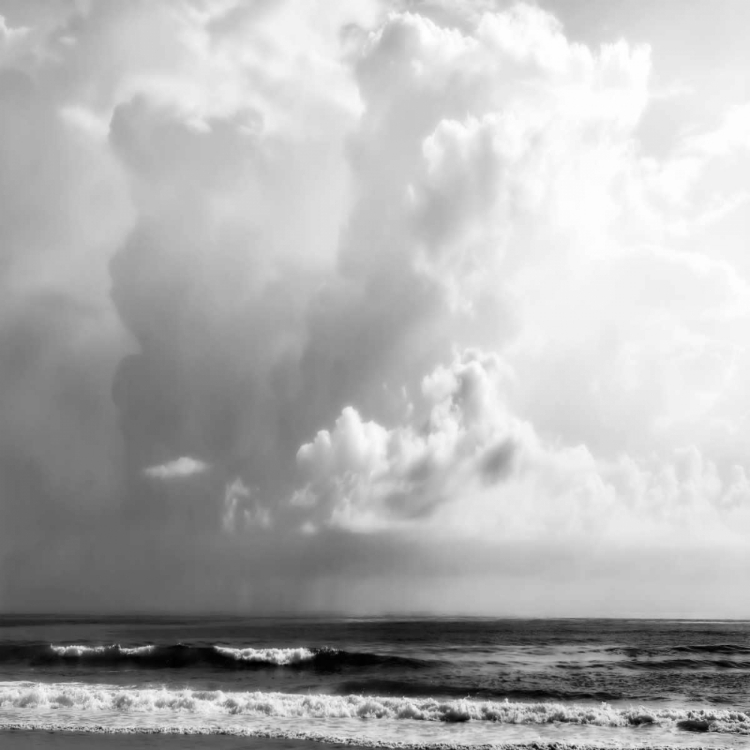 Picture of OCEAN STORM I SQ. BW