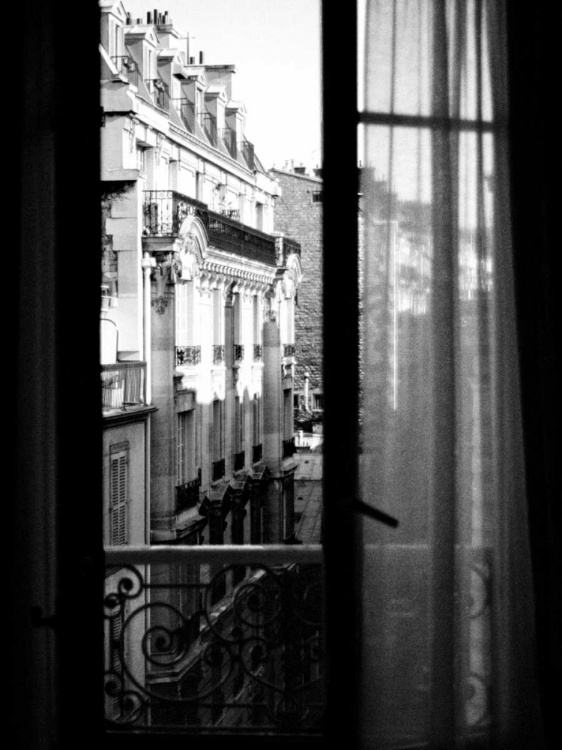 Picture of PARIS HOTEL WINDOW