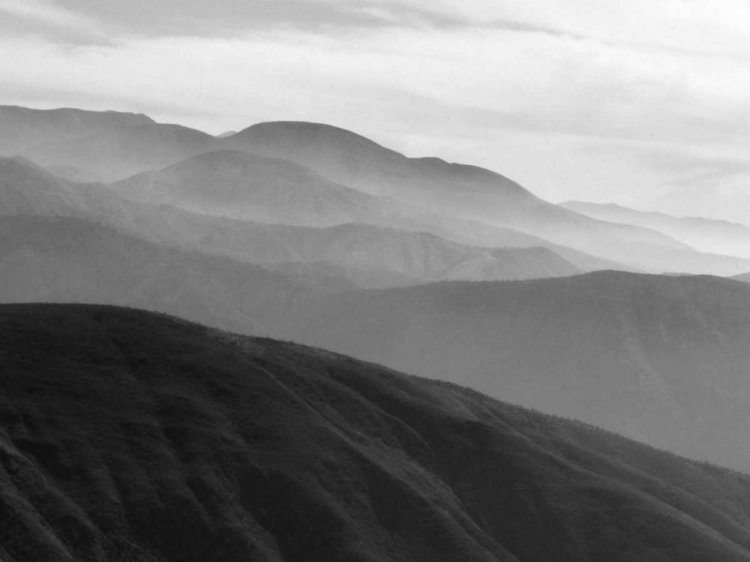 Picture of MOUNTAINS AND HAZE II