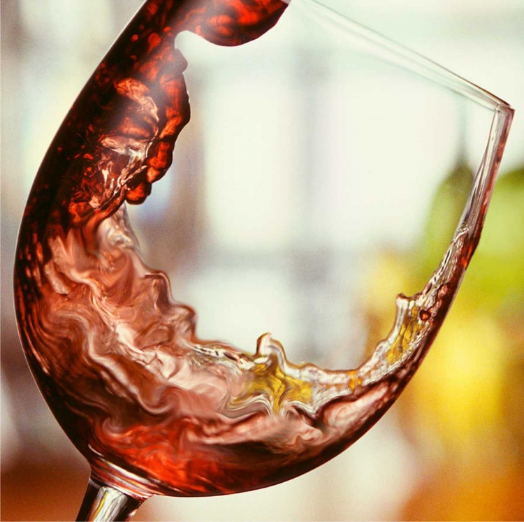 Picture of RED WINE POUR