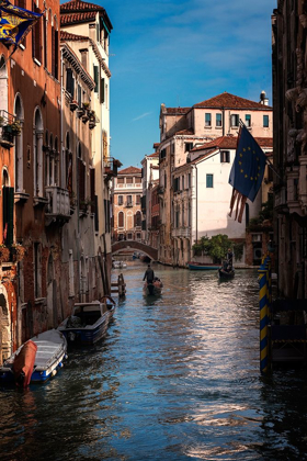 Picture of PASSING GONDOLAS