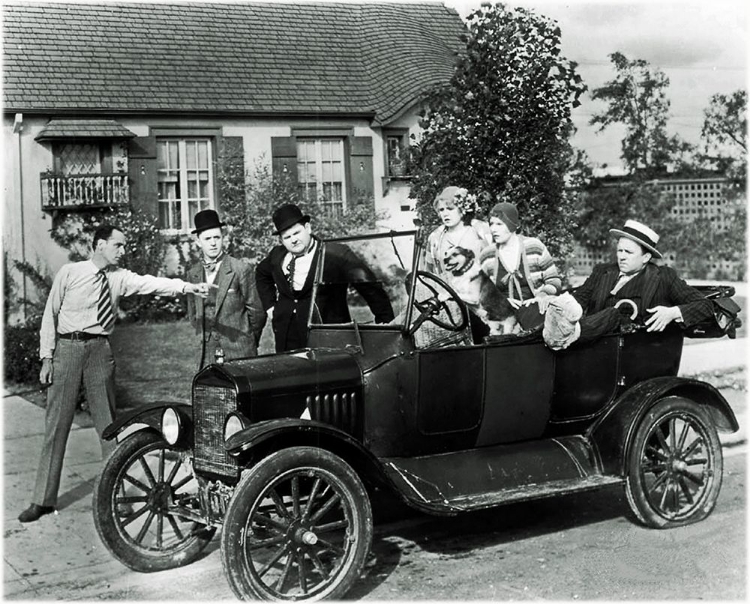 Picture of LAUREL AND HARDY - PERFECT DAY, 1929