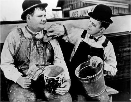 Picture of LAUREL AND HARDY - TOWED IN A HOLE, 1936