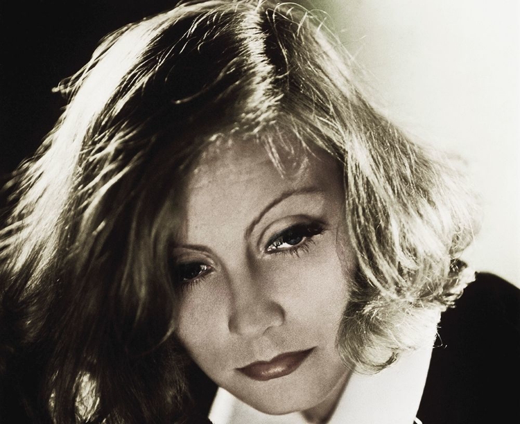 Picture of GRETA GARBO