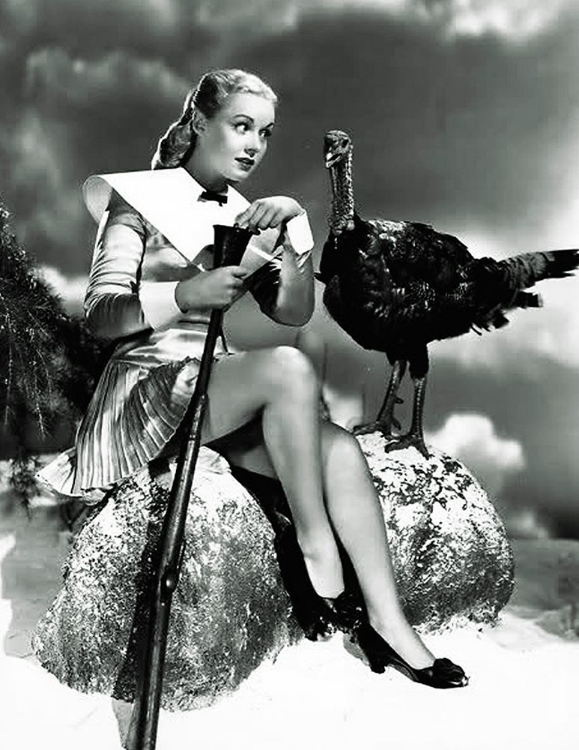 Picture of DORIS DAY WITH A THANKSGIVING TURKEY