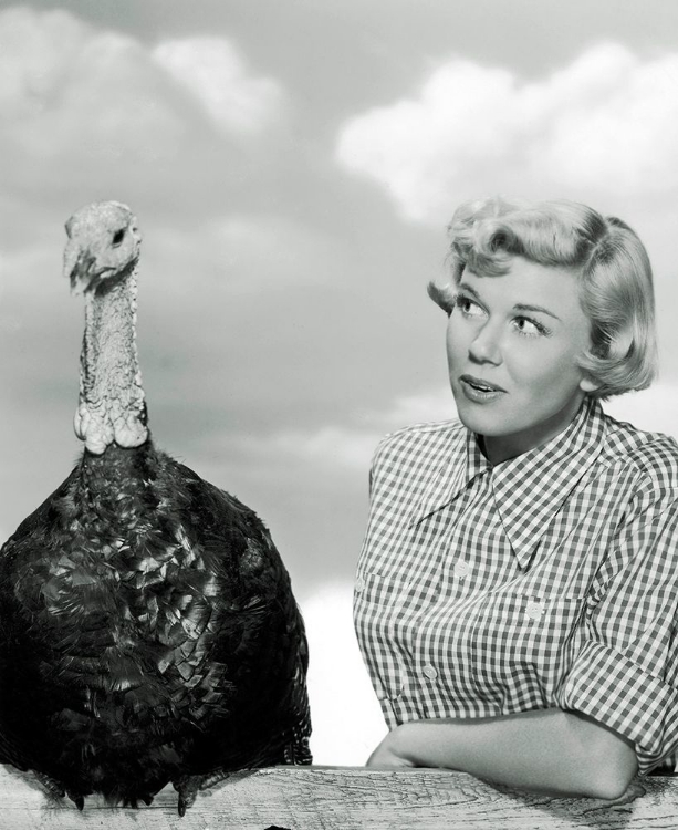 Picture of DORIS DAY WITH A THANKSGIVING TURKEY