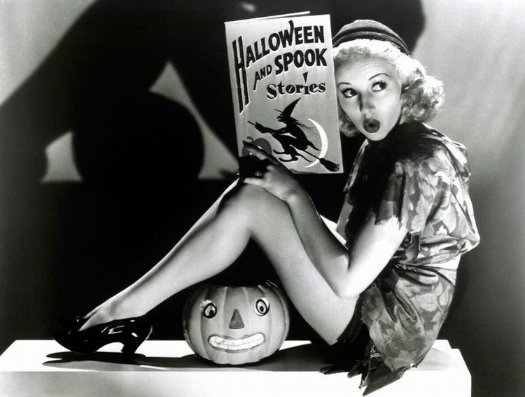 Picture of HALLOWEEN - BETTY GRABLE