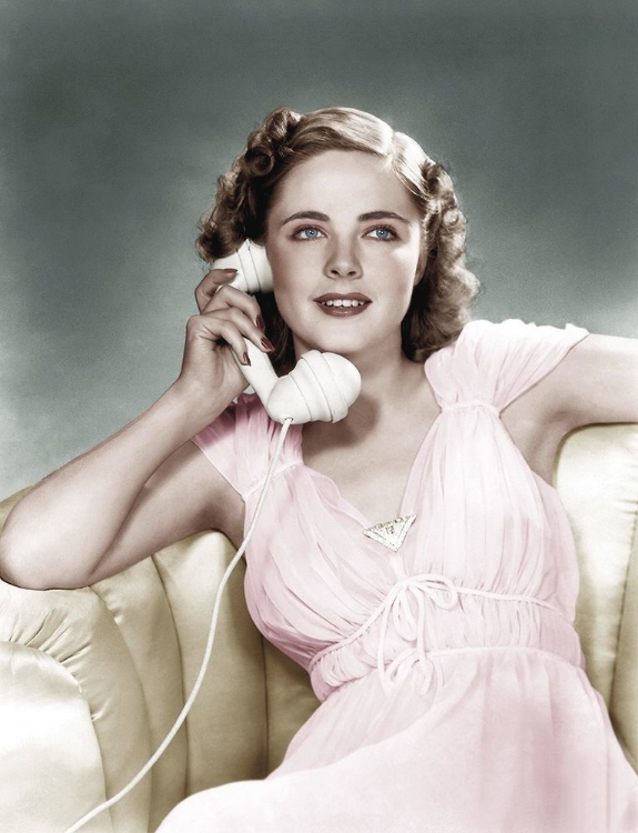 Picture of KAY ALDRIDGE WITH TELEPHONE