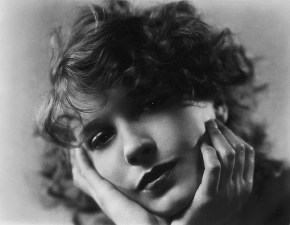 Picture of LILI DAMITA