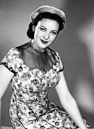 Picture of LINDA DARNELL