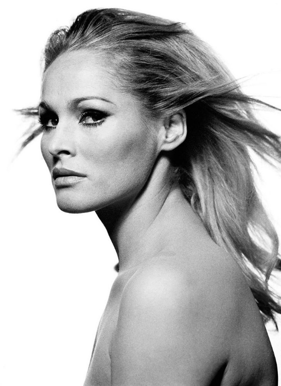 Picture of URSULA ANDRESS