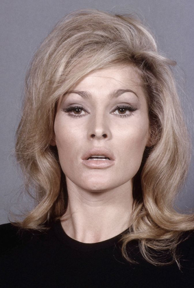 Picture of URSULA ANDRESS