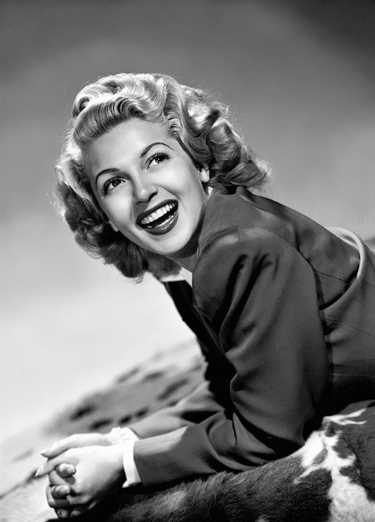 Picture of LANA TURNER