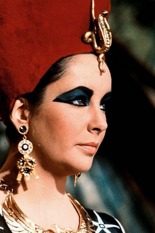 Picture of ELIZABETH TAYLOR - CLEOPATRA