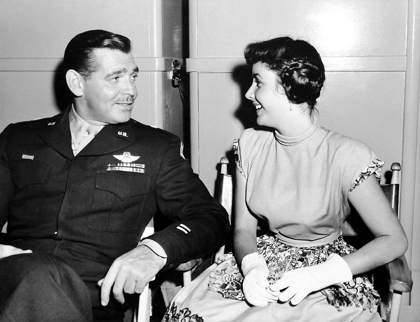 Picture of ELIZABETH TAYLOR AND CLARK GABLE