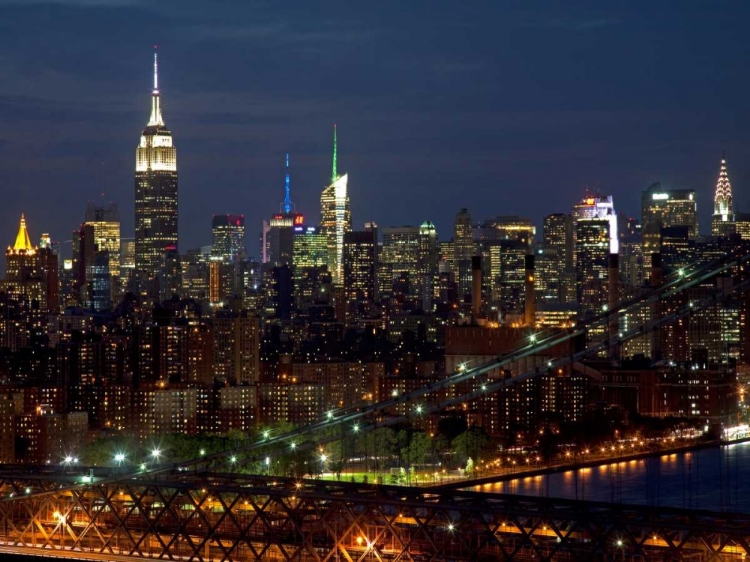 Picture of MIDTOWN MANHATTAN AT NIGHT