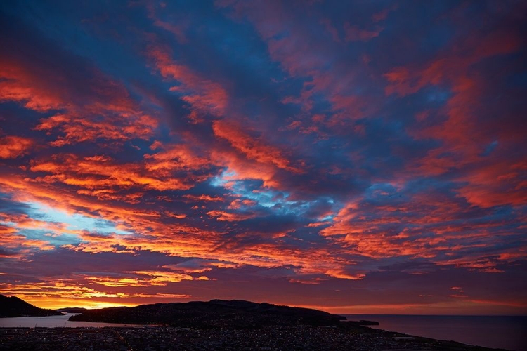 Picture of SUNRISE OVER OTAGO HARBOR AND PACIFIC OCEAN-DUNEDIN