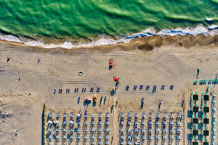 Picture of ITALY-TUSCANY-TORRE DEL LAGO PUCCINI-BOATHOUSE AND NEATLY ORDERED BEACH CHAIRS AND UMBRELLAS