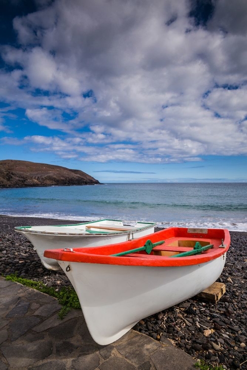 Picture of SPAIN-CANARY ISLANDS-FUERTEVENTURA ISLAND-POZO NEGRO-FISHING BOATS