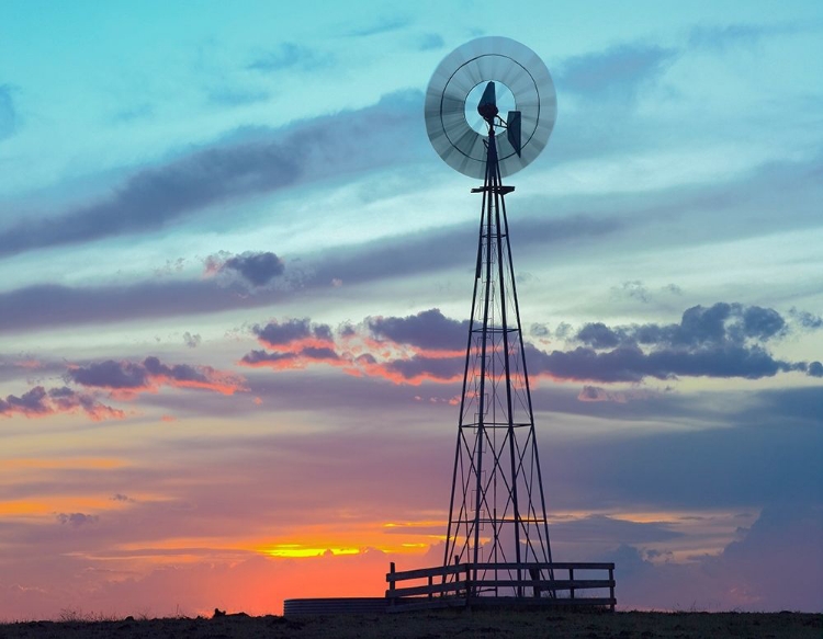 Picture of WINDMIL NEAR MARBLE FALLS-TEXAS