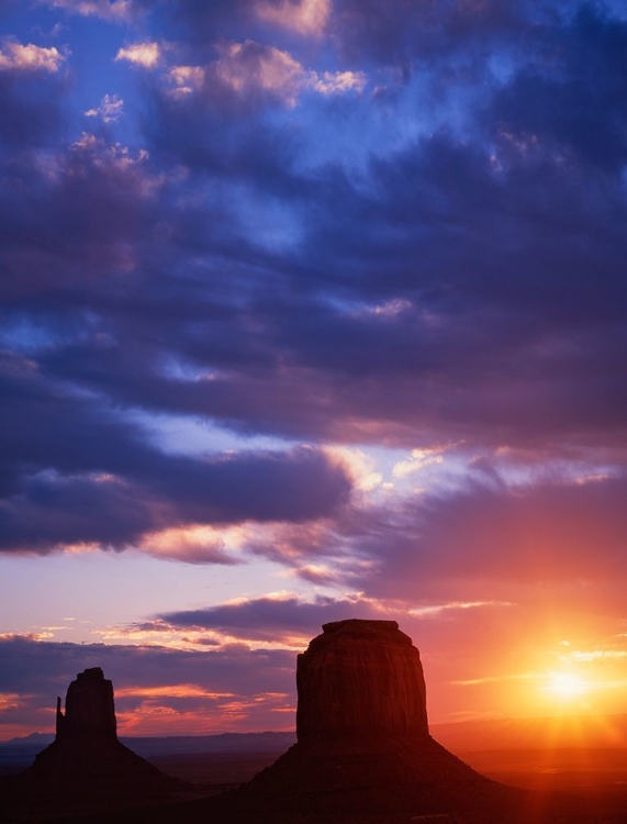 Picture of ARIZONA-MONUMENT VALLEY SUNRISE SILHOUETTES OF FORMATIONS 