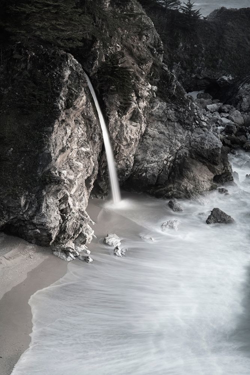 Picture of CALIFORNIA-JULIA PFEIFFER BURNS STATE PARK MCWAY FALLS INTO SMALL COVE 