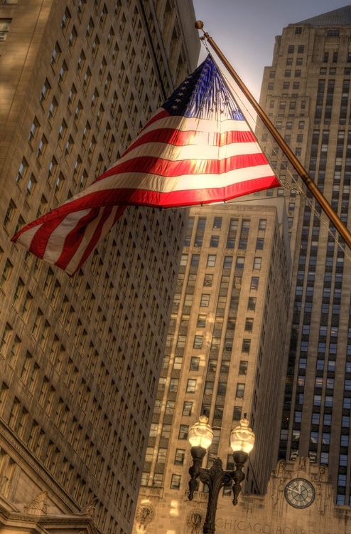 Picture of LASALLE STREET IN DOWNTOWN CHICAGO ILLINOIS