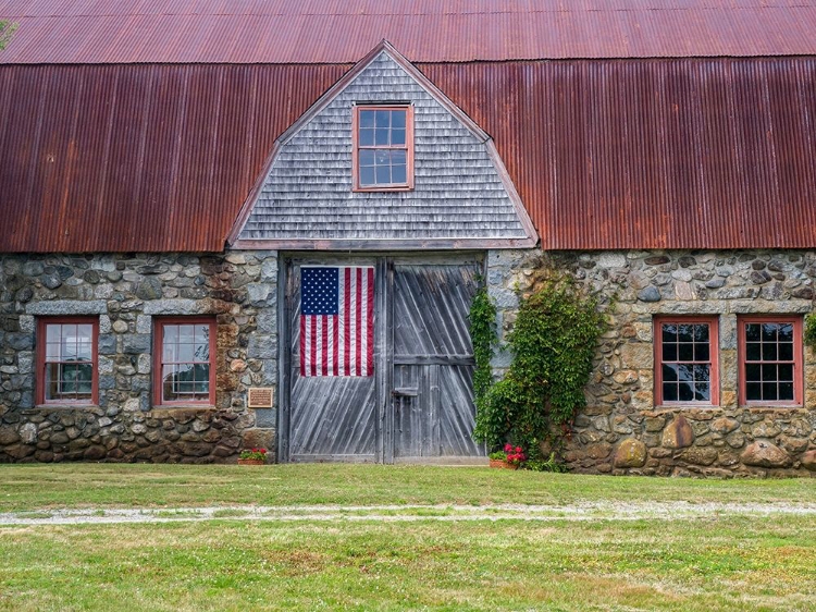 Picture of MAINE HISTORIC STONE BARN FARM (1820) IN BAR HARBOR