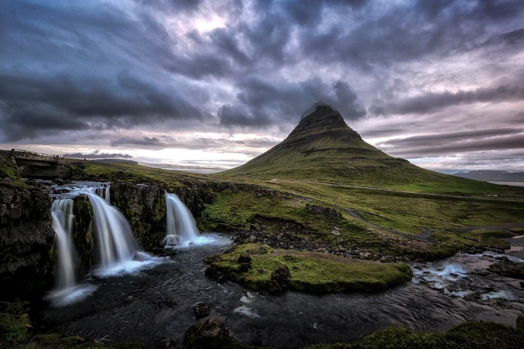 Picture of THE FALLS