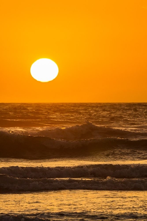 Picture of OREGON-BANDON BEACH SUNSET ON OCEAN SURF 