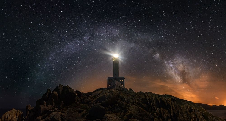 Picture of NARIGA LIGHTHOUSE