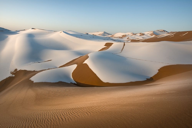 Picture of BADAIN JARAN DESERT