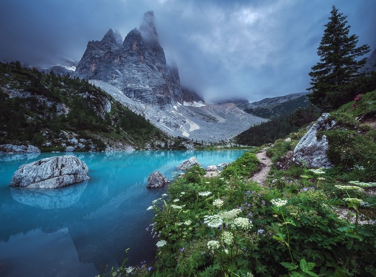 Picture of VENETO - LAGO DI SORAPIS PANORAMA