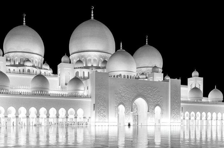 grand mosque abu dhabi light show