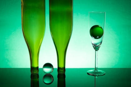 Picture of GREEN GLASS 13