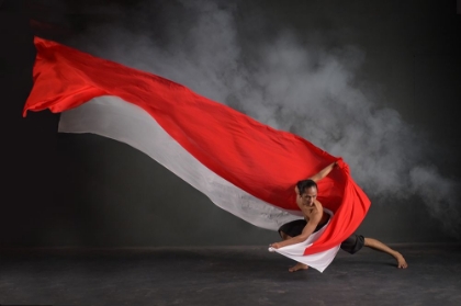 Picture of DANCE OF RED AND WHITE CLOTHS