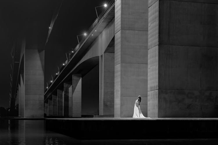 Picture of GATEWAY BRIDGE BRIDE