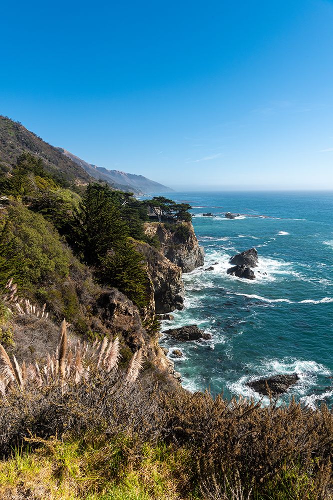 Somerset House - Images. THE RUGGED COASTLINE OF BIG SUR WITH WISPS OF ...