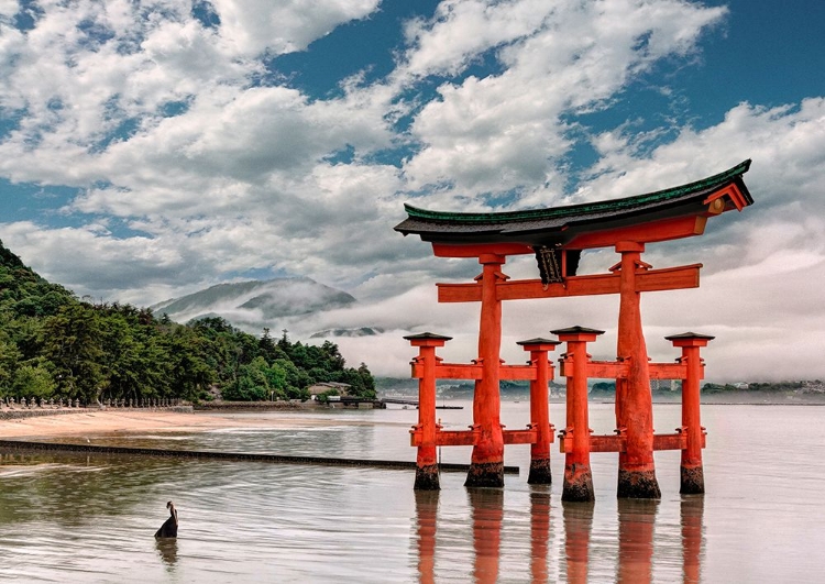 Picture of ITSUKUSHIMA SHRINE-HIROSHIMA-JAPAN 