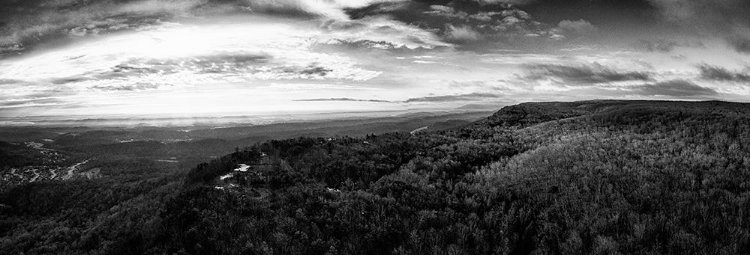 Picture of SIGNAL MOUNTAIN ABOVE