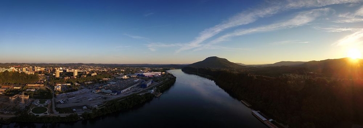 Picture of TENNESSEE RIVER AFTERNOON TO LOOKOUT