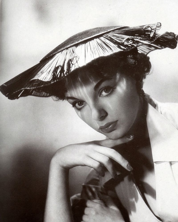 Picture of JOAN COLLINS, 1952