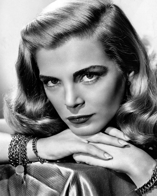 Picture of LIZABETH SCOTT