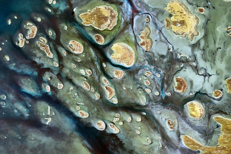 Picture of LAKE MACKAY - WESTERN AUSTRALIA VIEWED FROM SPACE