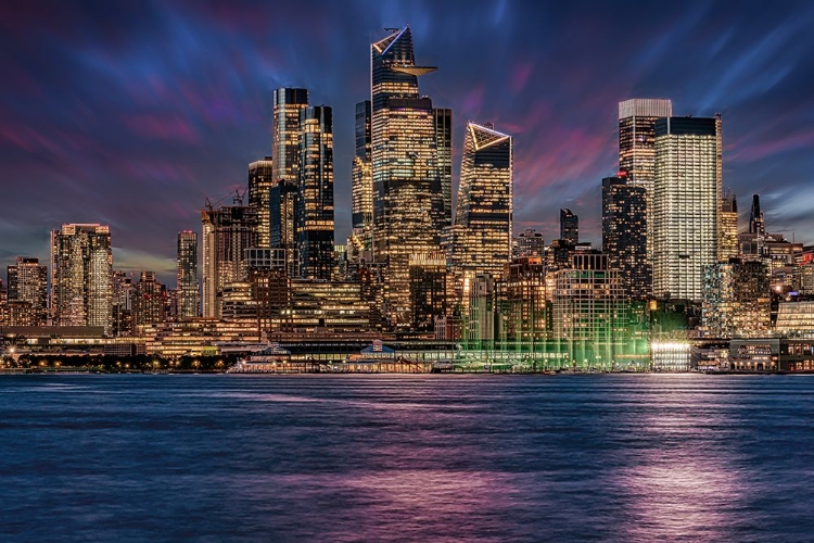 Picture of MID-MANHATTAN SKYLINE AT TWILIGHT II