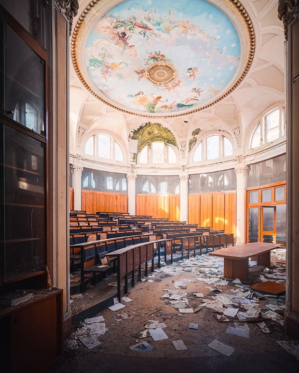 Picture of ABANDONED CLASSROOM