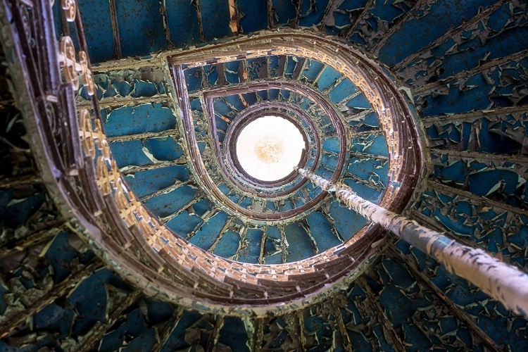 Picture of BLUE STAIRCASE