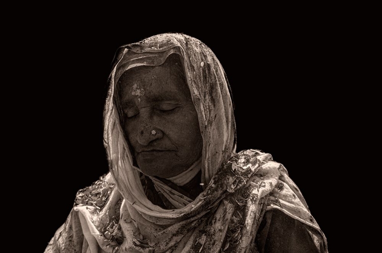 Picture of WIDOWS HOLI - VRINDAVAN-8