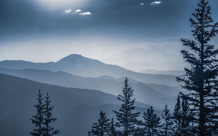 Picture of SILHOUETTED MOUNTAIN SUNSET