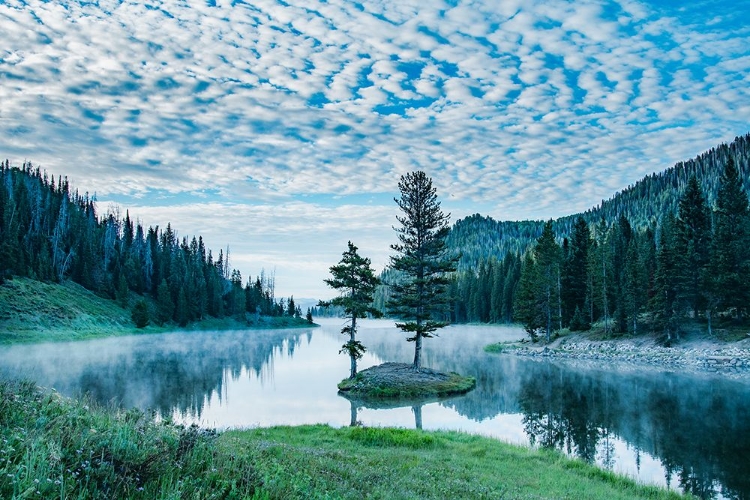 Picture of DAYBREAK ON THE LAKE